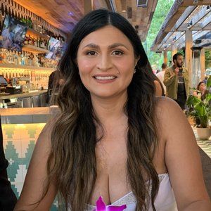 Meet your Posher, Gabriela